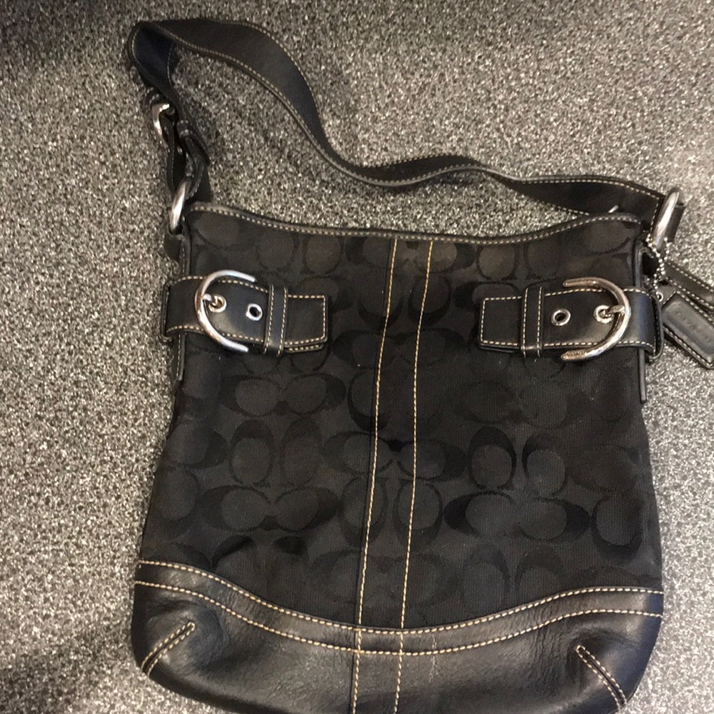 Coach shoulder bag